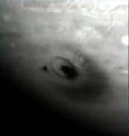 Hubble Space Telescope Image of Fragment G Impact (Green Filter)
(click to go to NASA description and enlargement)